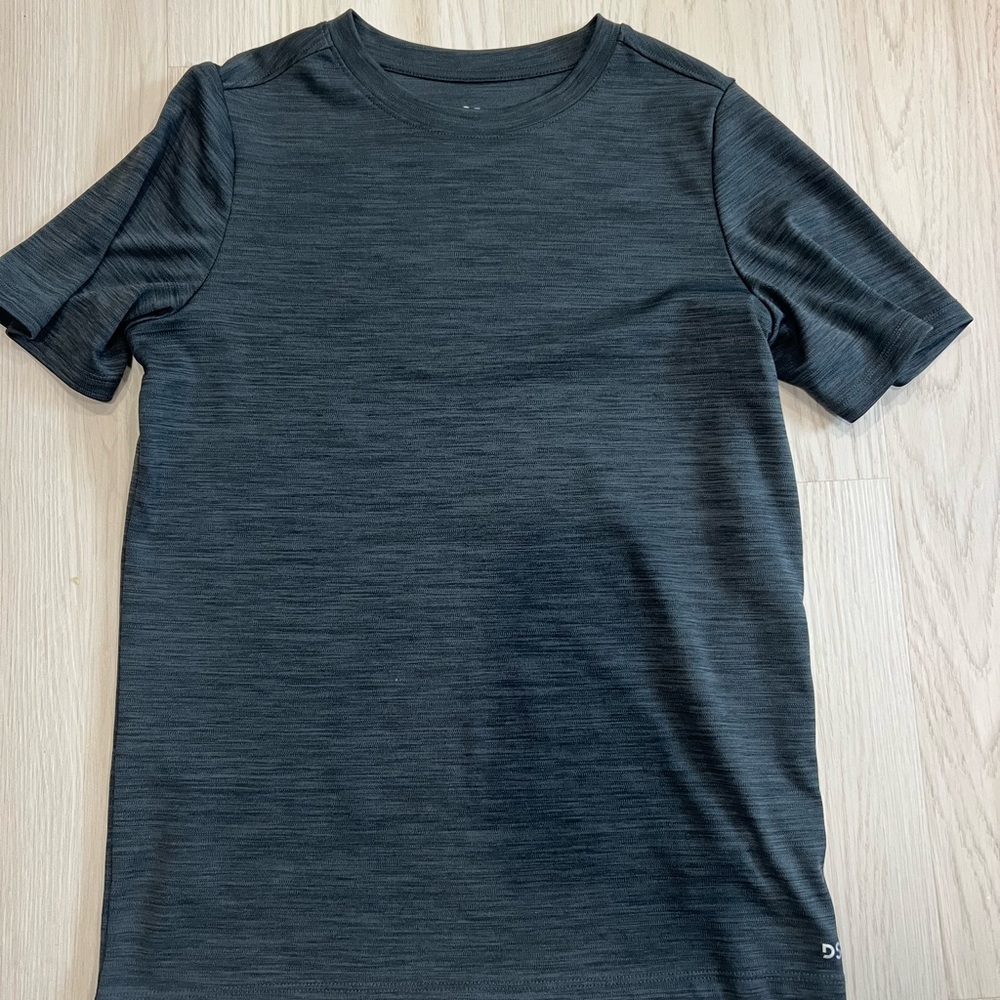 boys DSG dark gray tshirt size large 14-16